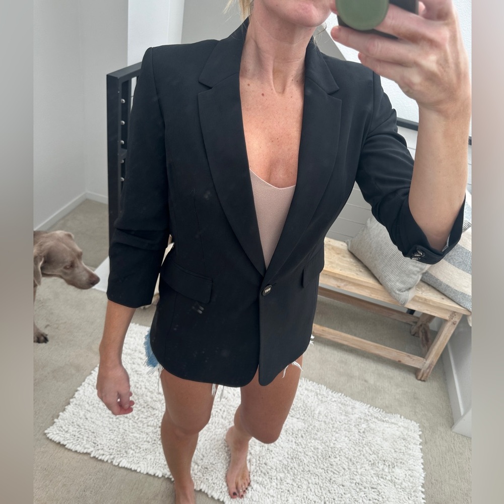 DKNY Black Tailored Blazer Womens Chic Minimalist Layering Jacket Model | Size 4 - Picture 4 of 11
